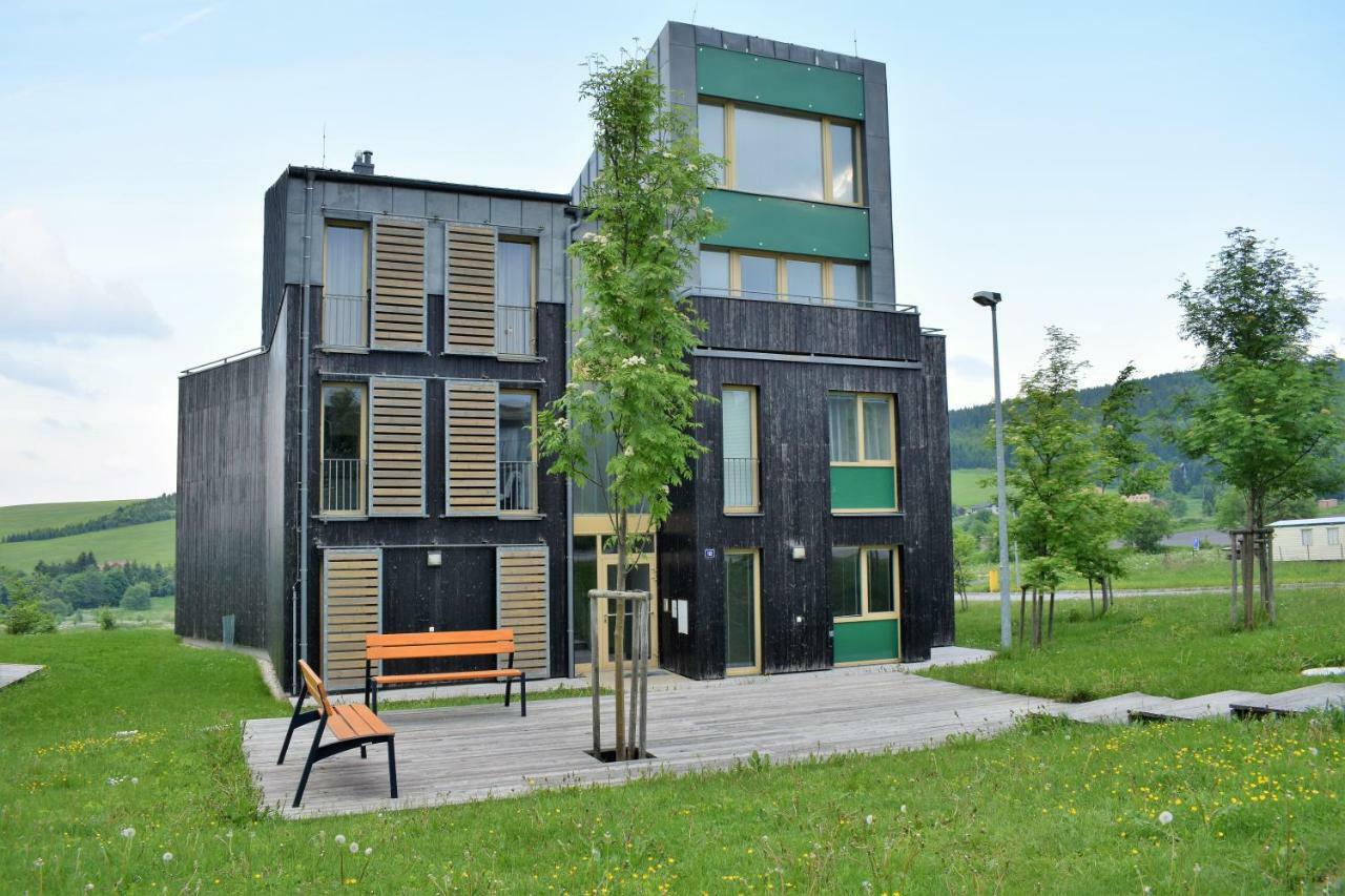 Miky Apartman Klinovec Loučná pod Klínovcem Buitenkant foto